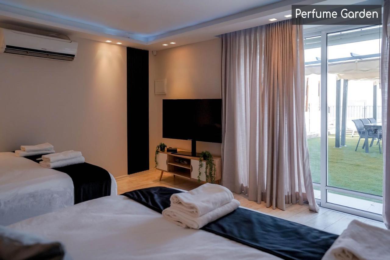 Yalarent Mountainside Luxury Apartments With Private Pool Eilat Ngoại thất bức ảnh